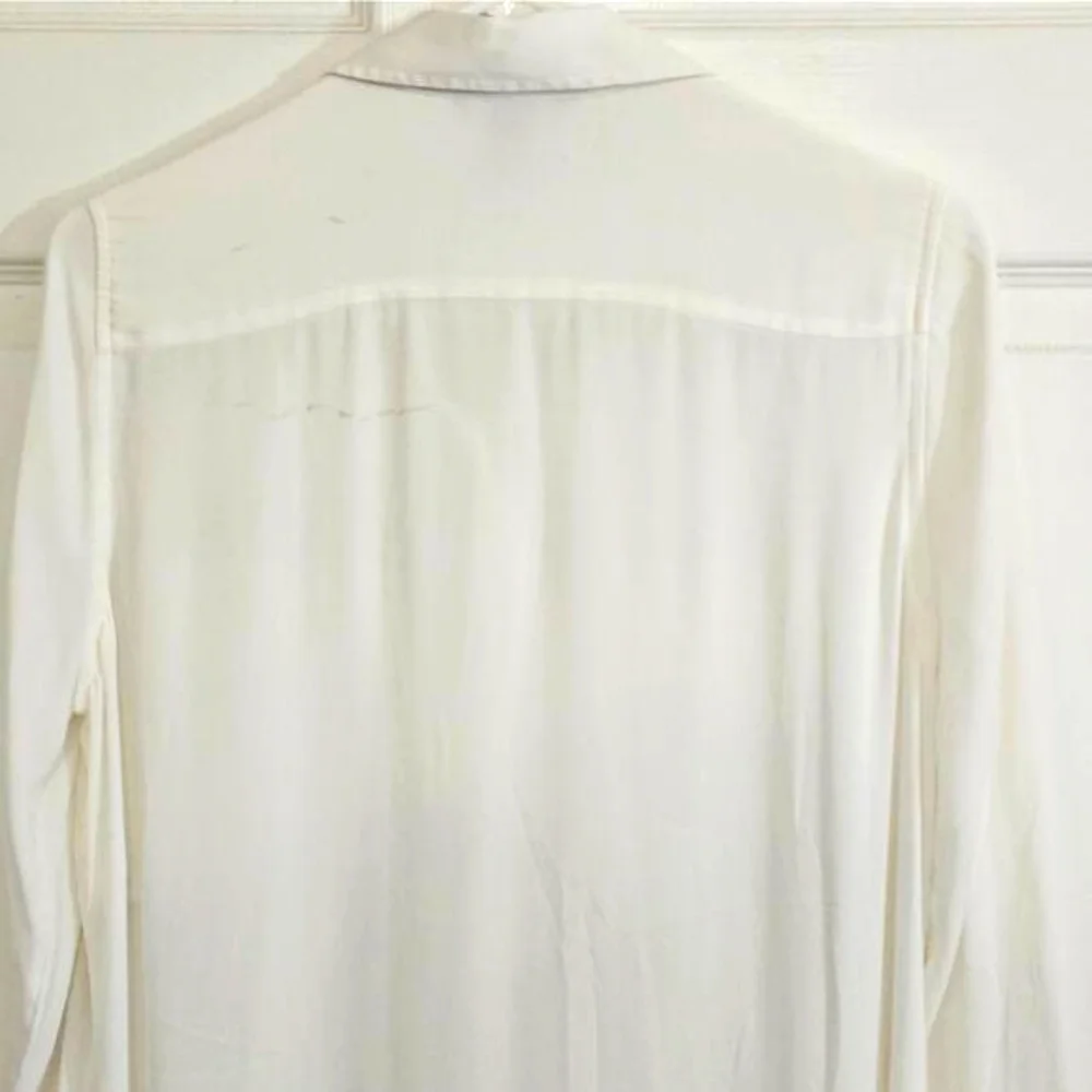 White House Black Market White High Low Tunic Blouse 10 Buttons Office Pockets - Picture 8 of 10